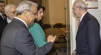 Gözlerin çevrildiği görüşme başladı! Kılıçdaroğlu, HDP heyeti ile bir araya geldi