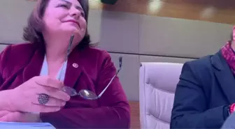 Müzeyyen Şevkin: 'Depremin Merkez Üssünü Verecek Kadar Ciddi Bir Çalışmanın Yapıldığı İrap Raporlarıyla İlgili Ne Tür Bir Çalışma Yapıldı?