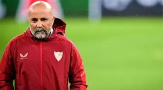 Fenerbahçe'yi Avrupa'dan eleyen Sevilla'da Sampaoli dönemi resmen sona erdi