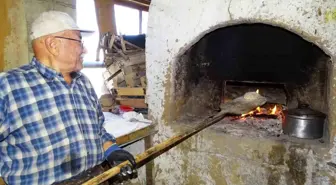 Köy ekmeğinden vazgeçemiyorlar