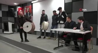 37 yıllık Ramazan davulcusu bu yıl da vatandaşları sahura kaldıracak