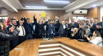 AK Parti yeni İl Başkanı Salt görevi devraldı