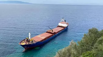 Datça'da kuru yük gemisi karaya oturdu