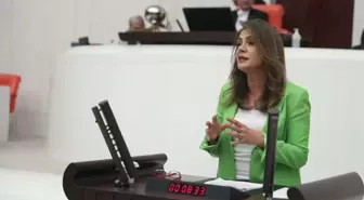 Gamze Akkuş İlgezdi: 'Kyk Yurtları Boş İse Neden Öğrencilerimiz Yüz Yüze Eğitimden Mahrum Bırakılıyor'