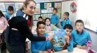 Jandarma ekipleri öğrencileri bilgilendirme faaliyetlerine devam ediyor