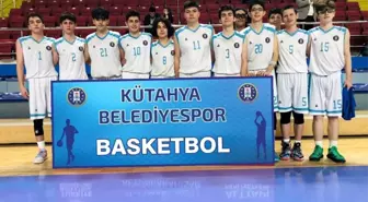 Belediye Kütahyaspor Basketbol Takımı bölge ikincisi oldu