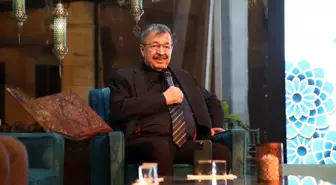 Ramazan Sohbetleri'nin ilk konuğu Hayati İnanç oldu