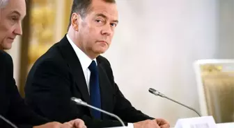 Rusya Güvenlik Konseyi Başkan Yardımcısı Medvedev: 'Gerekirse Lviv'e kadar gireriz'