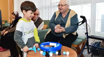 Tepebaşı'nda İleri Yaştaki Yurttaşlar, Çocuklarla Bir Araya Geldi