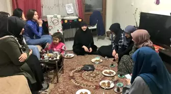 Öğrenciler iftarı aile evinde yaptı