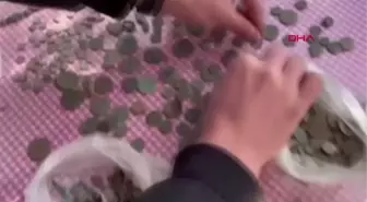 İSTANBUL-JANDARMADAN TARİHİ ESER OPERASYONU: BİN 47 SİKKE ELE GEÇİRİLDİ