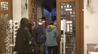 Japonya'da Ramazan heyecanıTokyo Camii'nde düzenlenen iftar programına Müslümanlar kadar Japonlar da ilgi gösterdi