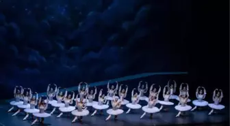 'Bale Gala Minkus Gecesi' Süreyya Opera Sahnesi'nde