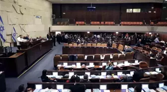 İsrail'de tartışmalı yargı reformu meclisin bir sonraki yasama dönemine kadar ertelendi