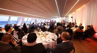 Almanya'nın Kuzey Ren Vestfalya Eyalet Başbakanı Wüst iftar yemeği verdi