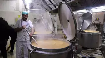 Kızılay Malatya'da günlük 340 bin yemek dağıtımı yapıyor