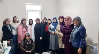 İhtiyaç sahibi ailelere 95 adet giysiyi diktiler