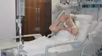 ÇİFT TARAFLI AKCİĞER NAKLİYLE 14 SAATTE HAYATA DÖNDÜ