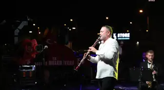 İzmit Belediyesi'nden Depremzedeler İçin Bağış Konseri