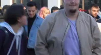 'İZMİR'DE YAYA GÜVENLİĞİ TEHLİKE ALTINDA'