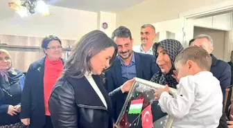 Macaristan Cumhurbaşkanı Novak'tan 5 yaşındaki depremzede Ahmet'e ziyaret