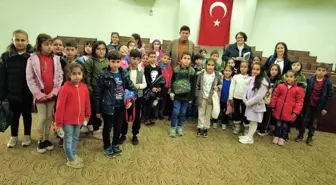 Minik öğrenciler yerel yönetimler konusunu yerinde öğrendi