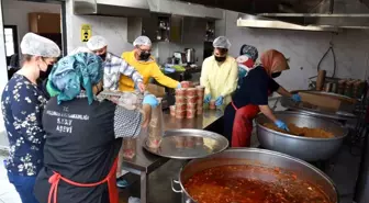 Nallıhan Belediyesi'nden günlük 2 bin aileye sıcak yemek