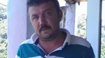 Bolu'da gölette tekne battı: 1 kişi kayboldu (2)