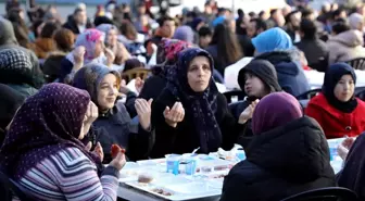 Çerkezköy Belediyesi'nin İftar Sofrası Bağlık Mahallesi'nde Kuruldu