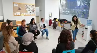 Eskişehir Büyükşehir'den Gençlere 'Kadının Coğrafyası' Konulu Yaratıcı Drama Atölyesi