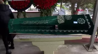 İSTANBUL-SİNEMA YAZARI SUNGU ÇAPAN SON YOLCULUĞUNA UĞURLANDI