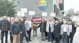 Kanalın önüne kadar gittiler! Kızılcık Şerbeti dizisine tepki gösteren bir grup eylem yaptı