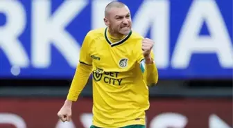 Burak Yılmaz'dan sürpriz karar! Beşiktaş'a dönüyor ama bu kez futbolcu olarak değil