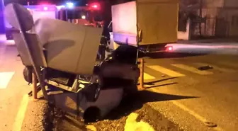 Otomobilin orta refüje çıktığı trafik kazasında 2 kişi yaralandı
