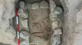 Tibet'te Bir Mağarada 3000 Yıllık Mezarlık Bulundu