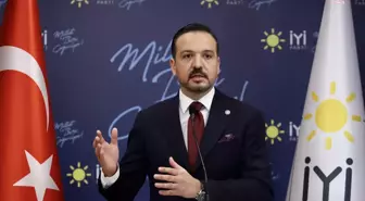 Kürşad Zorlu: O Mermi Kovanlarının Temsil Ettiği Gerçekler Ülkenin Getirildiği Hazin Tablonun İşaret Fişeğidir.