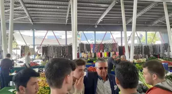 Başkan Topaloğlu'ndan pazar esnafının istek ve şikayetlerini dinledi