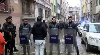 BAYRAMPAŞA'DA KAPISINA DAYANAN HUSUMETLİSİNİ ÖLDÜRDÜ -2
