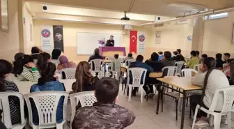 Hisarcık'ta ortaokul öğrencileri doktorluk mesleğini tanıdı