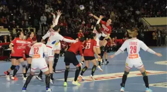 A Milli Kadın Hentbol Takımı, Sırbistan'a 33-24 mağlup oldu