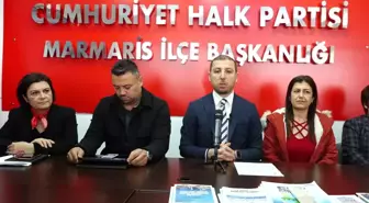CHP Marmaris İlçe Başkanı Zekican Balcı ile Birlikte Açıklama Yapan Özlem Şahinoğlu: 'Ben Hiçbir Zaman Trabzon'a Gitmedim. O Gün Orada Olduğumu İddia...