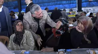 Honaz Belediye Başkanı Kepenek, Mahalle İftarlarında Vatandaşlarla Bir Araya Geliyor