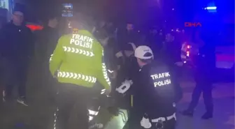 KÜTAHYA'DA TRAFİK KAZASI; 1 ÖLÜ, 6 YARALI