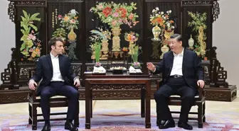 Xi, Macron ile Gayriresmi Görüşme Gerçekleştirdi