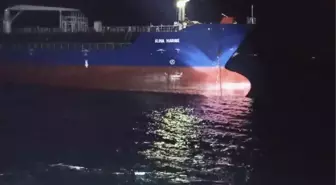 Çanakkale Boğaz'ında makine arızası yapan kimyasal yüklü gemi, Karanlık Liman'a demirletildi