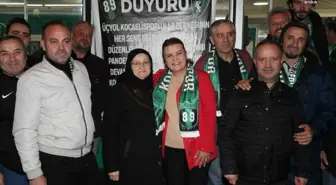 İzmit Belediye Başkanı Hürriyet, Üçyol Kocaelisporlular Derneği'nin İftarına Katıldı