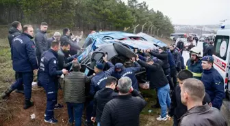 Eskişehir'de zincirleme trafik kazasında 12'si asker 14 kişi yaralandı