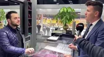 Dansıyla sosyal medyayı sallayan milletvekili adayı bu kez de birinci sırayı istedi