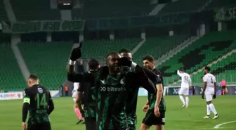 Süper Lig hasreti çeken Sakaryaspor, basamaklara sağlam basıyor