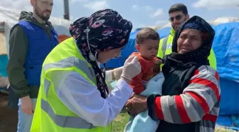 Adana Büyükşehir Belediyesi'nin Sağlık ve Evde Bakım Hizmetleri Devam Ediyor